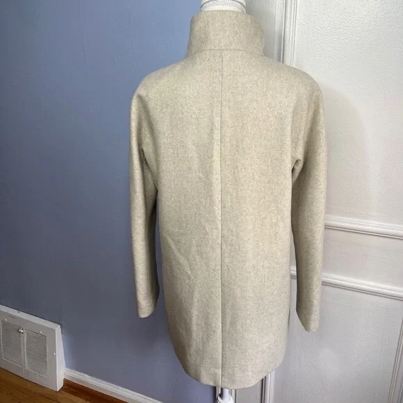 J‎ Crew City Coat Wool Blend Light Gray Mock Neck Hidden Buttons Women's Size 2 - Picture 3 of 6